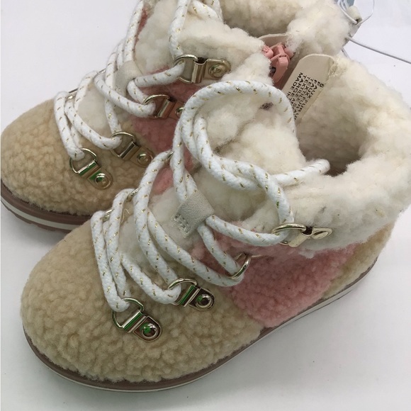 🟣 Cat & Jack Toddler Winter Boot - Picture 5 of 9